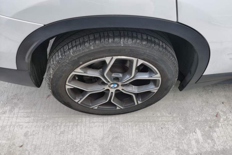 Used BMW X1 2022 sDrive25Li Leading Model Right Rear Wheel Hub