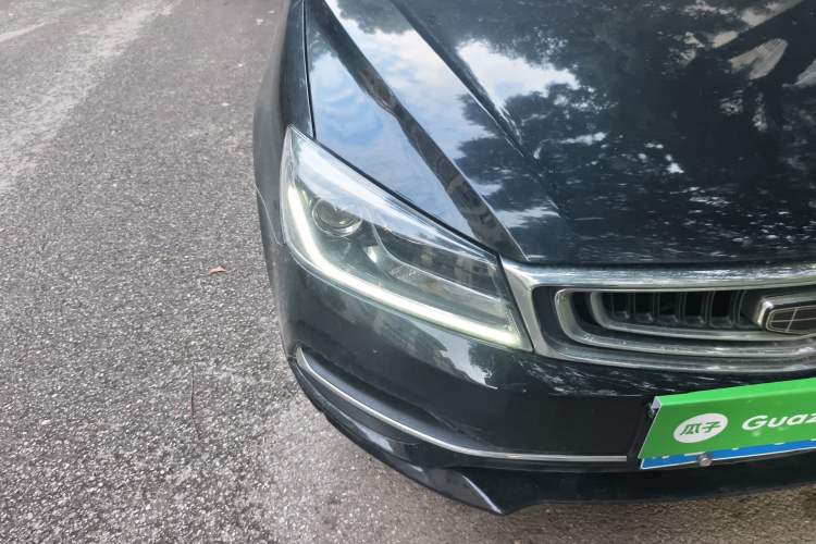 Used Geely Auto Emgrand 2018 1.5L Manual Upward Connect Edition Right Front Headlight