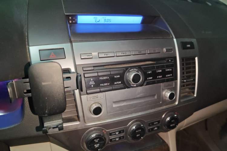 Used Mazda 8 2011 2.3L Ultimate Edition
