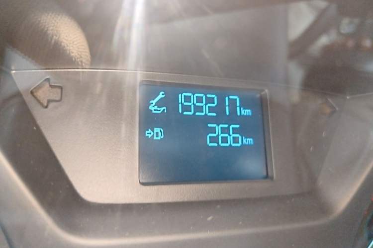 Used Ford Transit 2017 2.0T Diesel Van Short Wheelbase Low Roof China V Standard