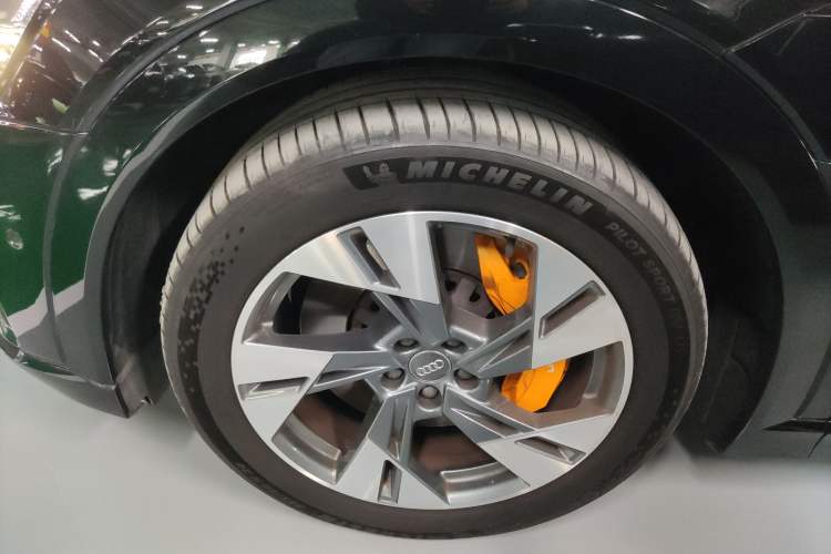 Used Audi e-tron 2019 55 quattro Fashion Edition
