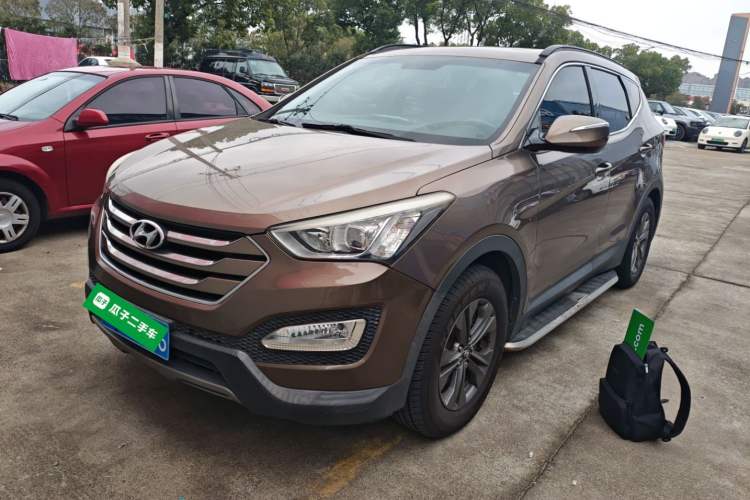 Used Hyundai Santa Fe 2013 2.4L Automatic 2WD Comfort Edition