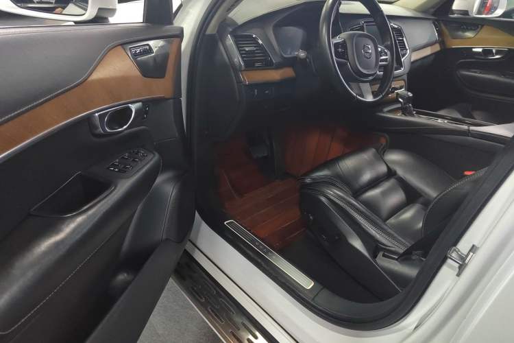 Used Volvo XC90 2019 T6 Luxury Edition 7-seater China V Standard