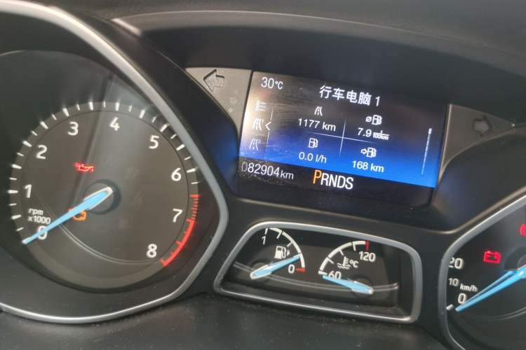 Used Ford Focus 2017 Hatchback EcoBoost 180 Automatic Elite Model Odometer Close Up