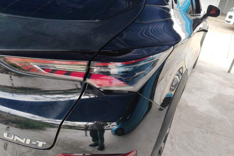 Used CHANGAN UNI-T 2020 1.5T Prestige Version Right Rear Taillight