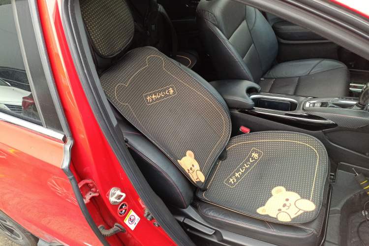 Used Honda XR-V 2015 1.8L VTi CVT Luxury Edition Right Front Seat