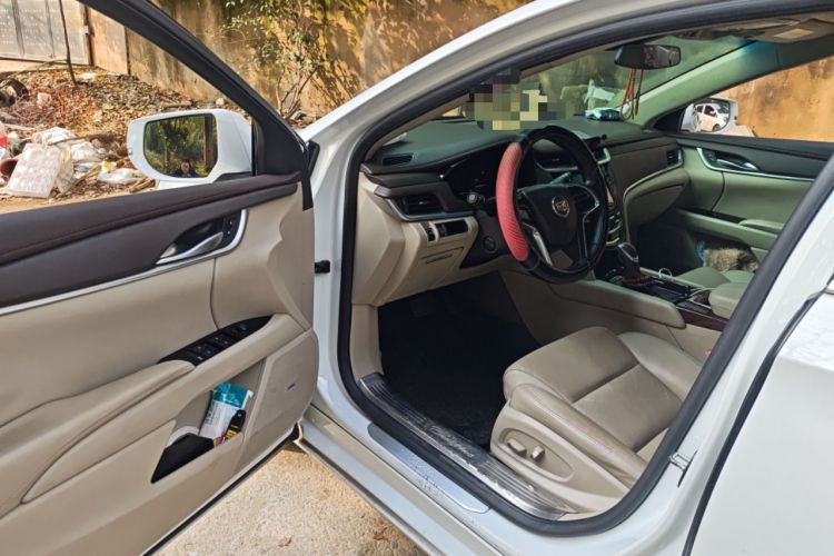 Used Cadillac XTS 2015 28T Comfort Model
