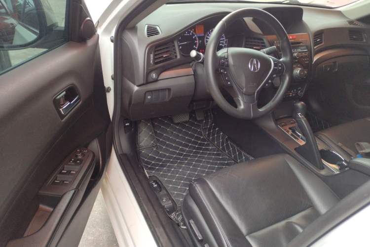 Used Acura ILX 2013 2.0L Elite Edition
