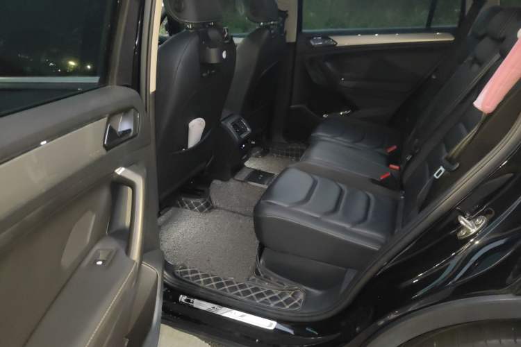 Used Volkswagen Tiguan L 2019 Revised Version 330TSI Automatic Two-Wheel Drive Intelligent Luxury Edition China V Standard