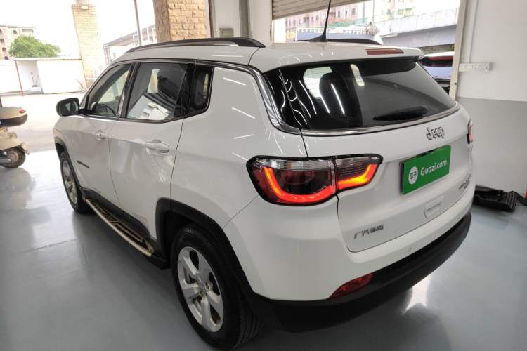 Used Jeep Compass 2017 200T Automatic Family Edition
