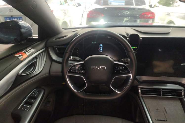 Used BYD Seal 2024 HONOR Edition DM-i 1.5L 121km Luxury Model
