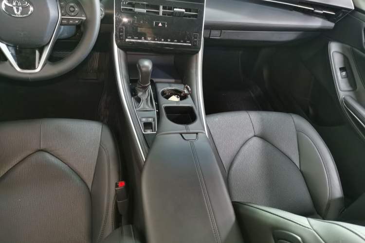 Used Toyota Avalon 2023 2.0L Luxury Edition