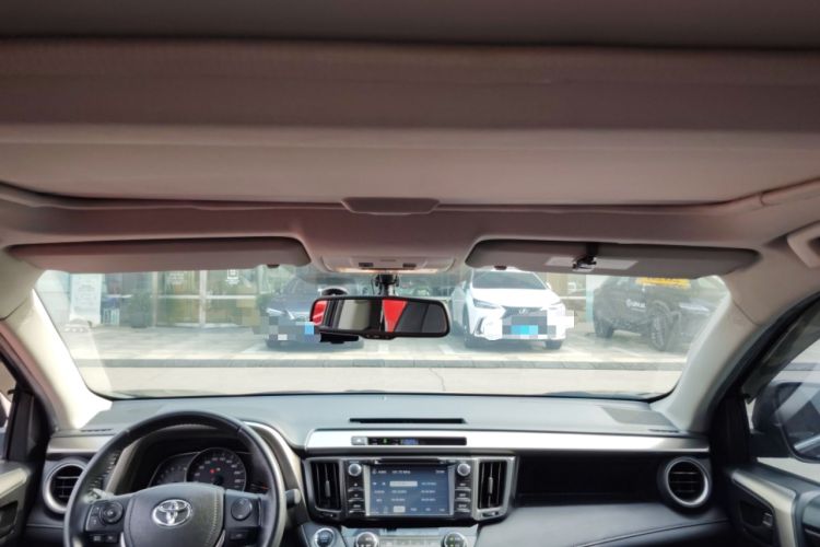 Used Toyota RAV4 2013 2.5L Automatic 4x4 Elite Edition Headliner