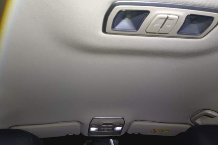 Used Geely Auto Emgrand GT 2015 1.8T Standard Model
