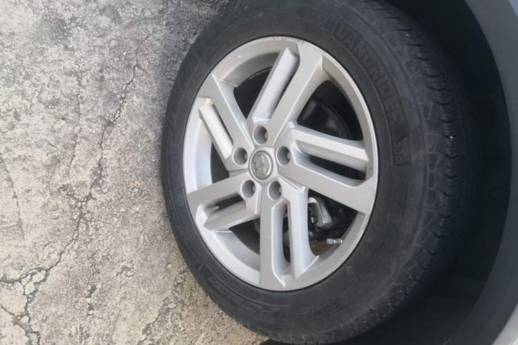 Used Venucia T60 2020 1.6L CVT Smart Drive Version China VI Standard