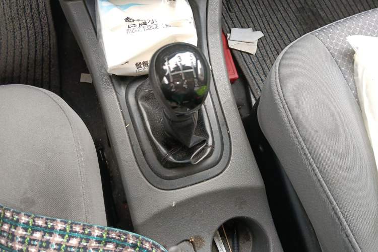 Used Dongfeng Shuaike 2011 1.6L Manual Commercial 5-Seater