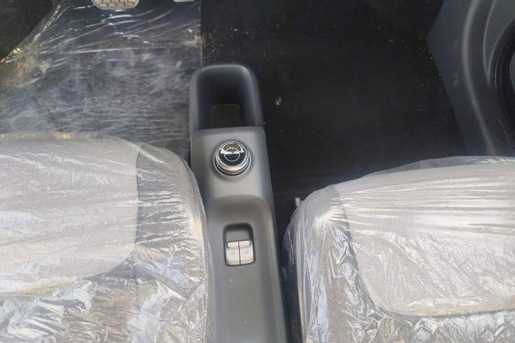 Used Wuling Zhiguang New Energy 2025 Model 305km Ambitious Edition