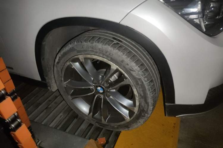 Used BMW X1 2015 sDrive18i Leading Edition
