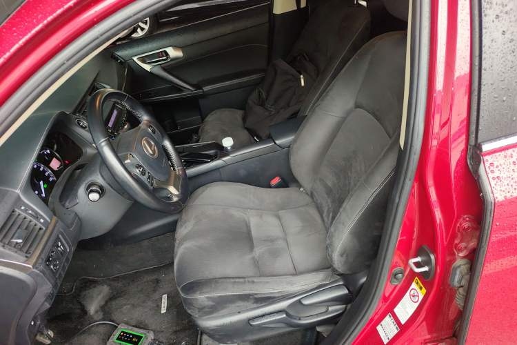 Used Lexus CT 2017 CT200h Elite Edition Solid Color China V Standard Left Front Seat