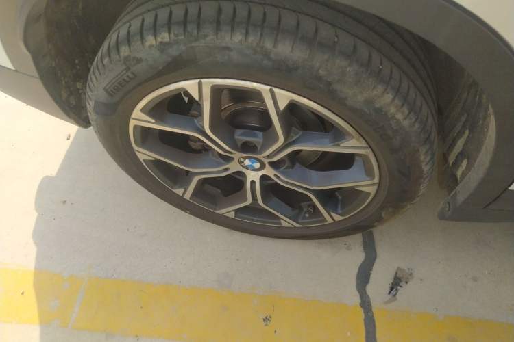 Used BMW X1 2022 sDrive25Li Leading Model Right Rear Wheel Hub