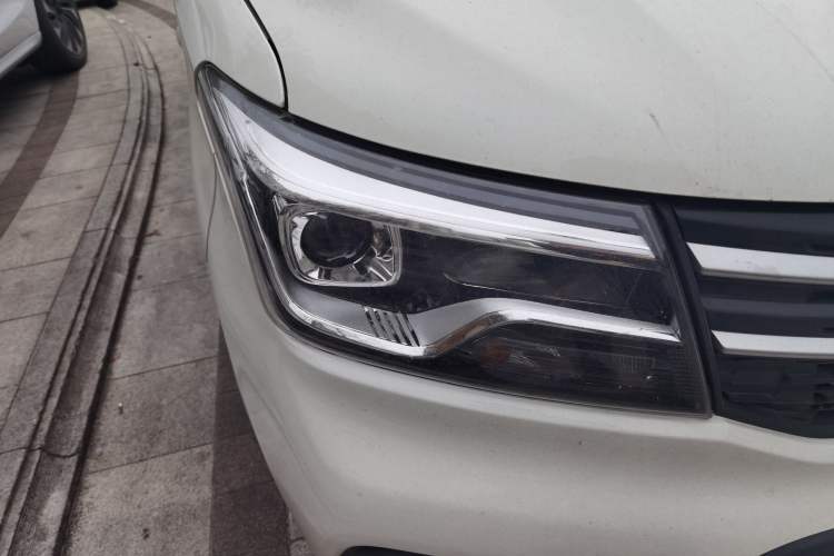 Used Chana Ounuo S 2025 1.5L Deluxe Edition Dual-Steaming Air-Conditioned Passenger Vehicle JL473QG 5 Seats
