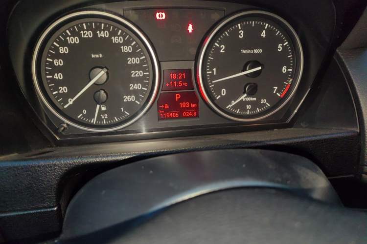 Used BMW X1 2014 sDrive18i X Design Package