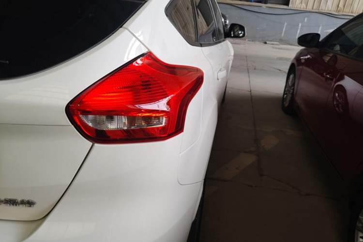 Used Ford Focus 2015 Hatchback 1.6L Automatic Comfort Model