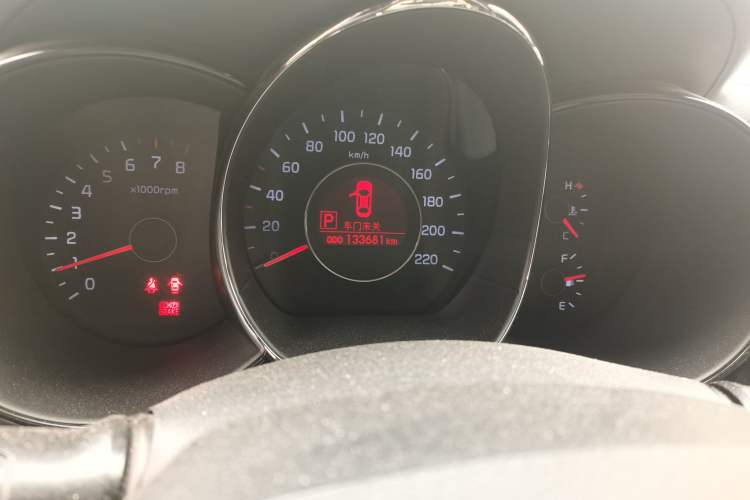 Used Kia K2 2012 Sedan 1.6L Automatic Transmission Premium Commemorative Edition Instrument Cluster