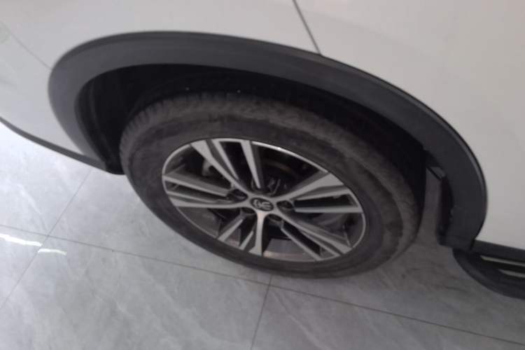 Used BYD Song Pro 2019 1.5T Automatic Elite Edition Right Rear Wheel Hub