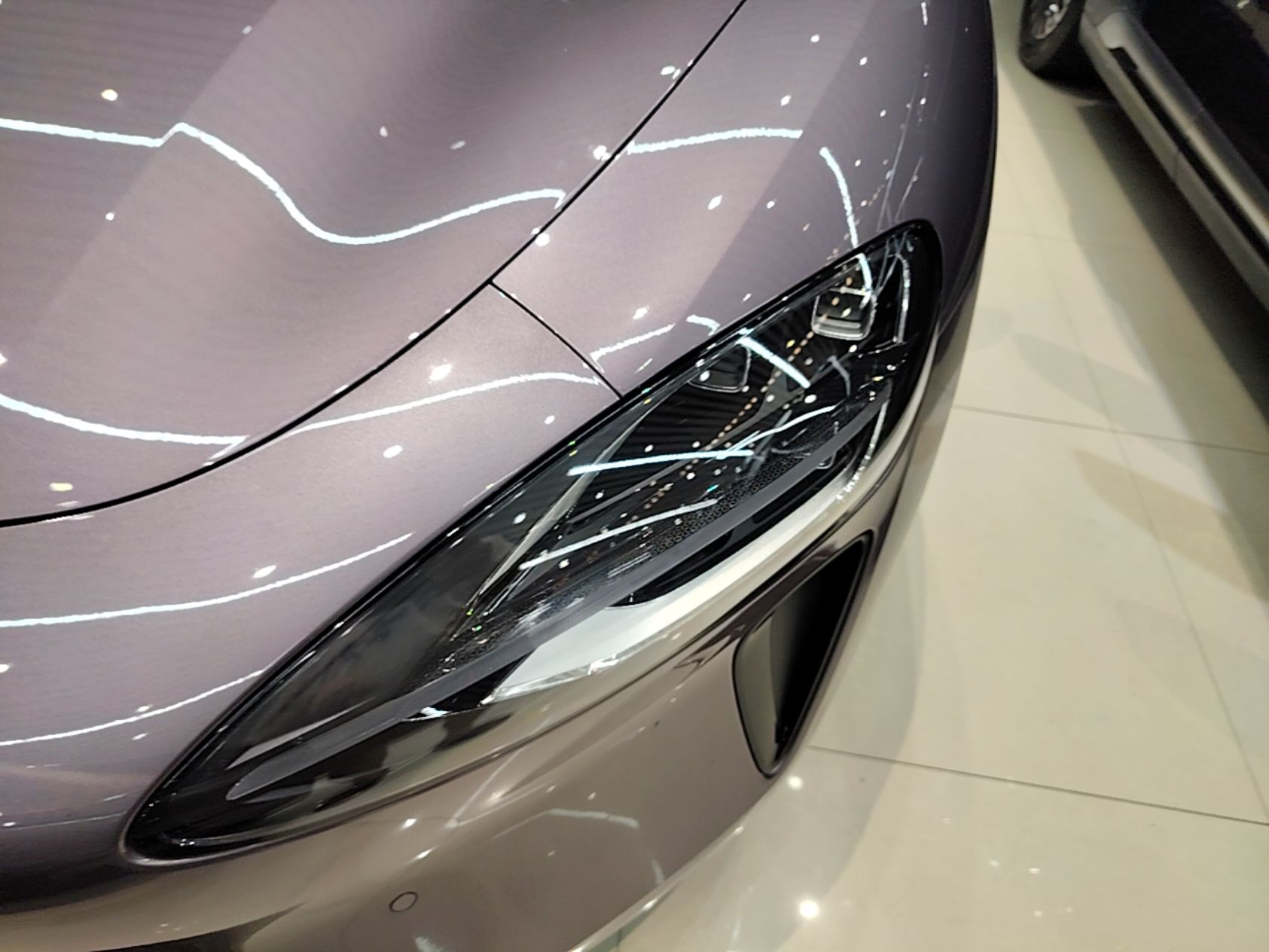 Xiaomi Auto SU7 2024 Rear-Drive Ultra-Long Range Advanced Pro-Level Intelligent Driving Version — снимка 8