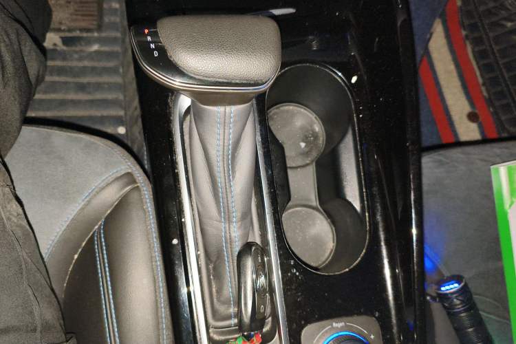 Used Buick Velite 6 2019 Connected & Smart Edition Gear Lever