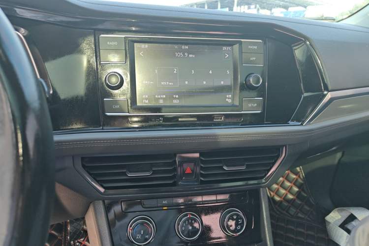 Used Volkswagen Sagitar 2019 200TSI DSG Comfort Version China VI Standard