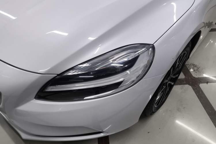 Used Volvo V40 2019 T3 Zhiyi Edition