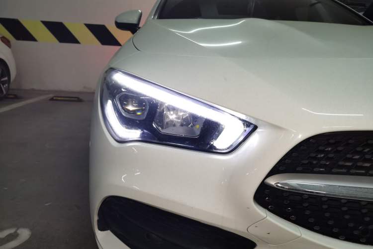 Used Mercedes-Benz CLA 2022-Year Updated CLA 200 Right Front Headlight