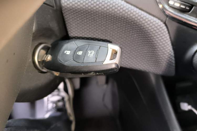 Used Chevrolet Cruze 2018 320 Automatic Pioneer Sunroof Edition