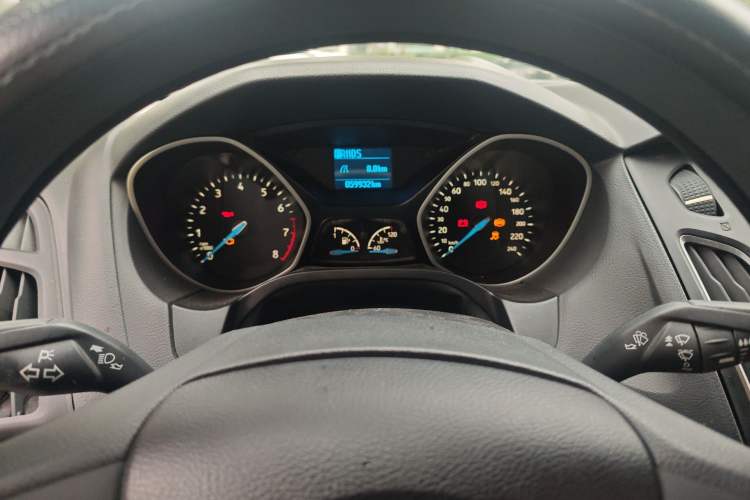 Used Ford Focus 2017 Sedan 1.6L Automatic Comfort Plus SmartDrive Edition
