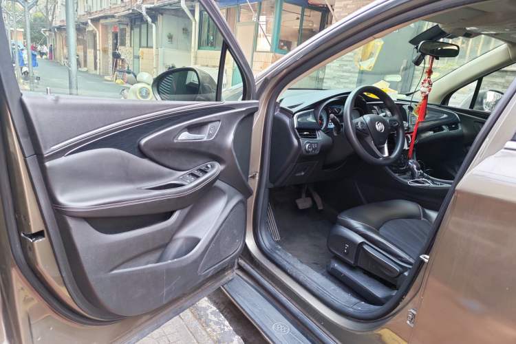 Used Buick Envision 2015 20T Two-Wheel-Drive Leading Model