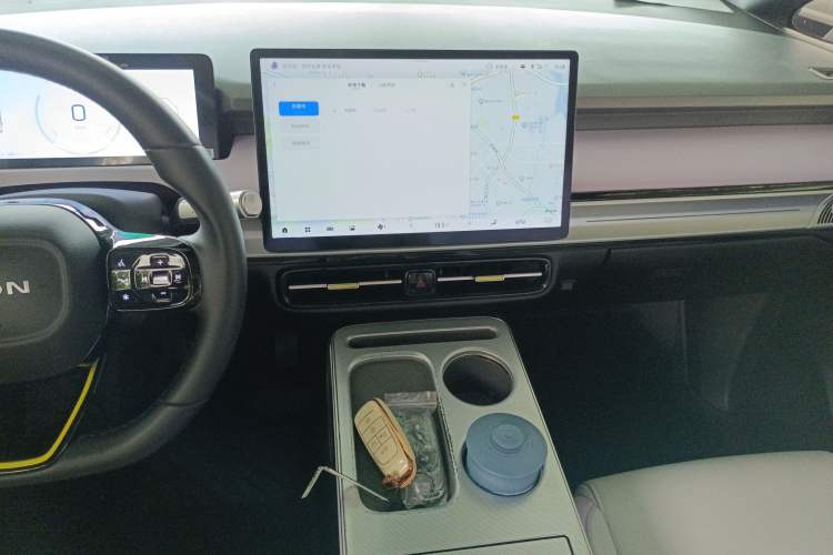 Used AION Y 2022 Plus 70 Smart Edition Audio And AC Panel