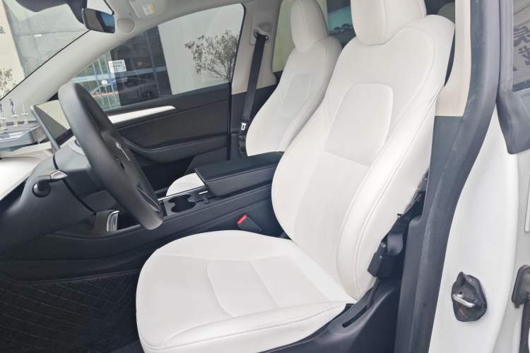 Used Tesla Model Y 2022 Rear-Wheel-Drive Version
