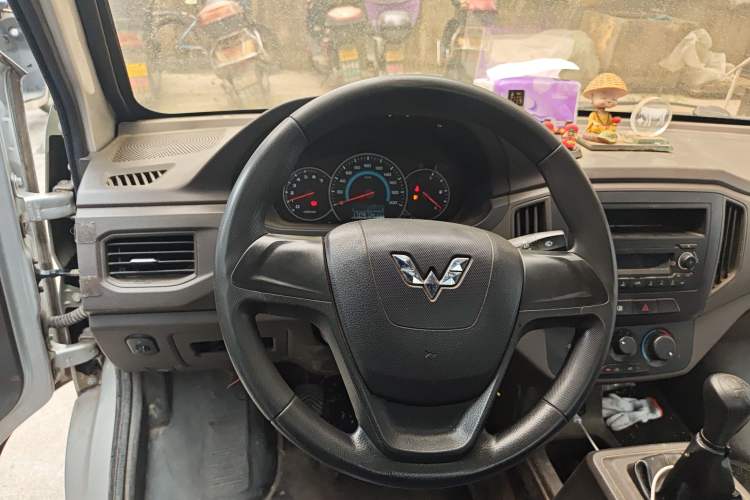 Used Wuling Rongguang New Truck 2019 1.8L Single-Row China VI LJ479Q6 Steering Wheel