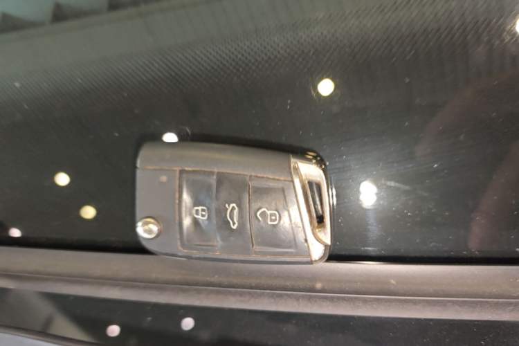 Used Volkswagen Tiguan L 2022 330TSI Automatic Two-Wheel Drive Comfort Edition Vehicle Key