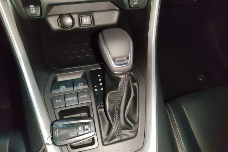 Used Toyota Wildlander 2021 2.0L CVT Two-Wheel Drive Luxury Edition
