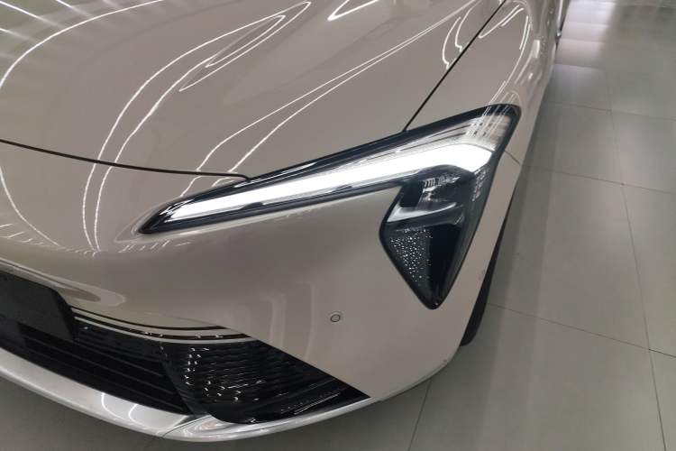 Used Buick L7 2025 Model Luxury Leisure Smart Driving Edition