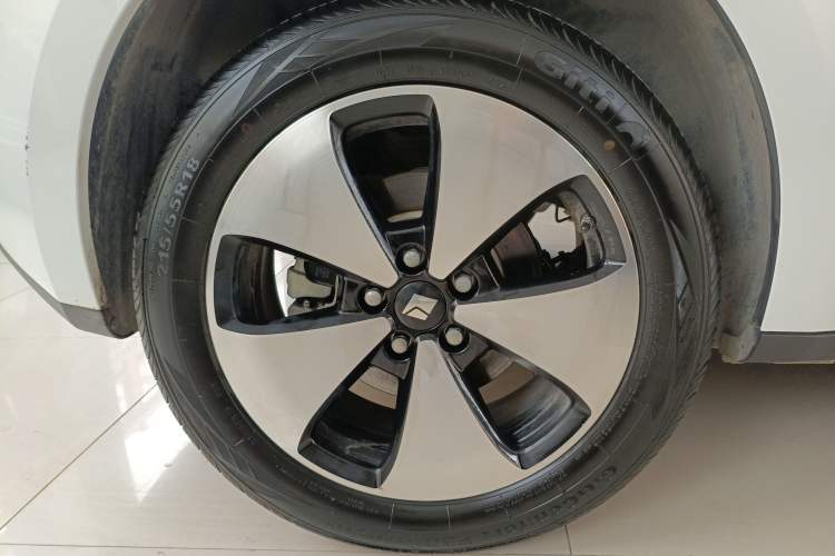 Used Baojun Cloud 2023 460 Plus Operational Exclusive Edition Right Rear Wheel Hub