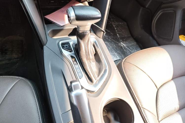 Used GAC Trumpchi GS4 2015 200T G-DCT Luxury Edition
