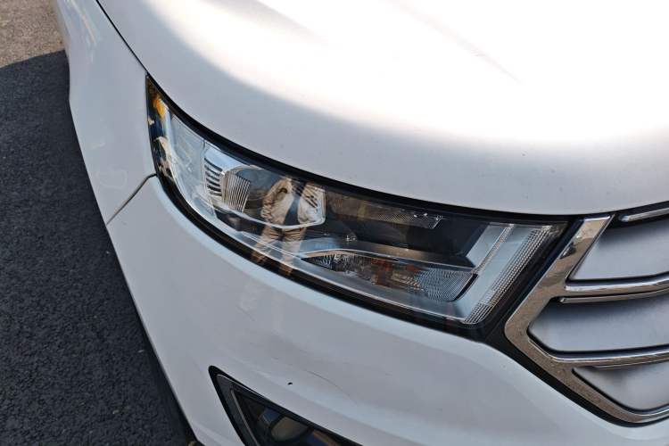 Used Ford Edge 2016 EcoBoost 245 Two-Wheel-Drive Titanium 5-Seater
