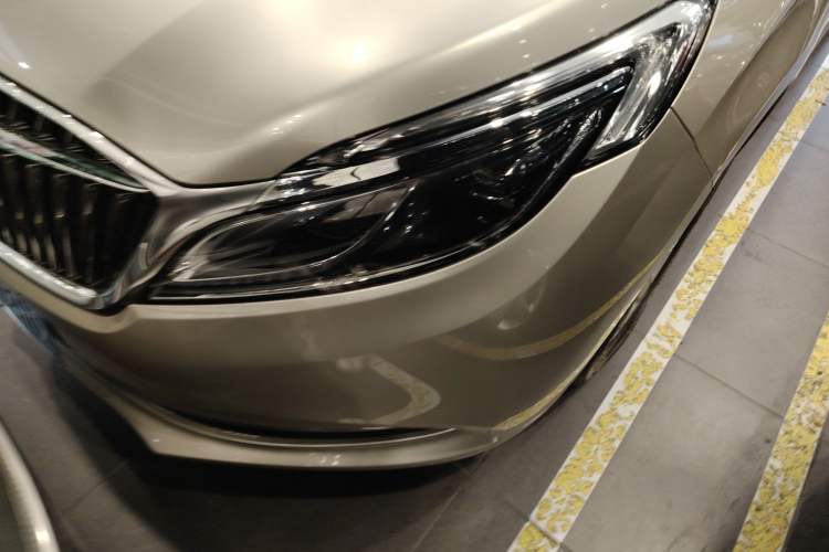 Used Buick GL8 2017 ES 28T Premium Version China V Standard Left Front Headlight