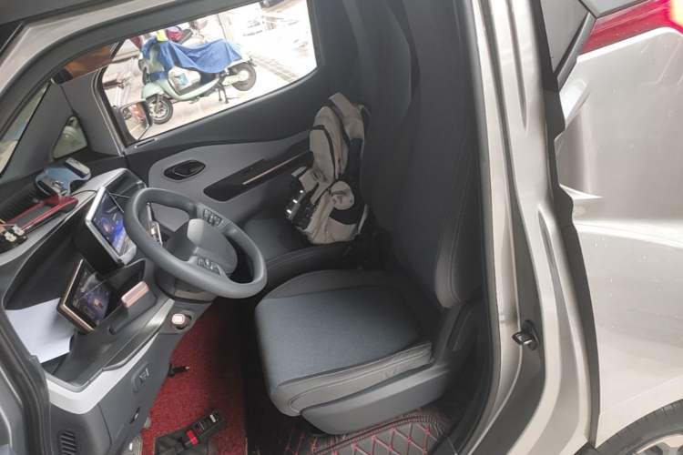 Used Baojun E200 2019 250KM Smart Drive Edition
