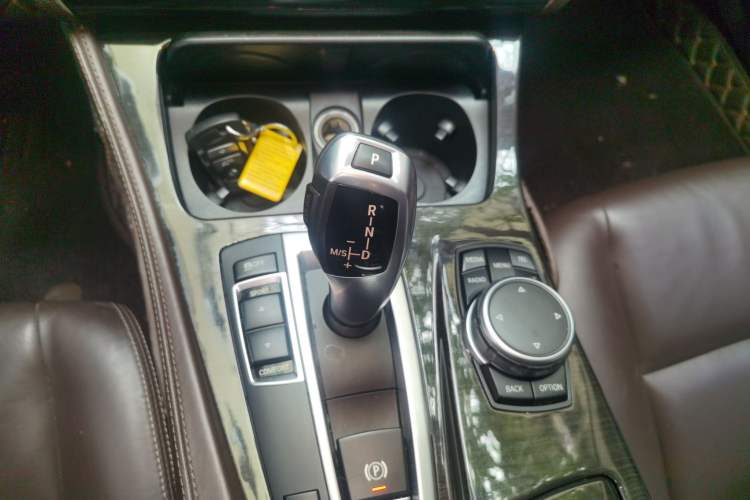 Used BMW 5 Series 2017 525Li Leading Model Gear Lever