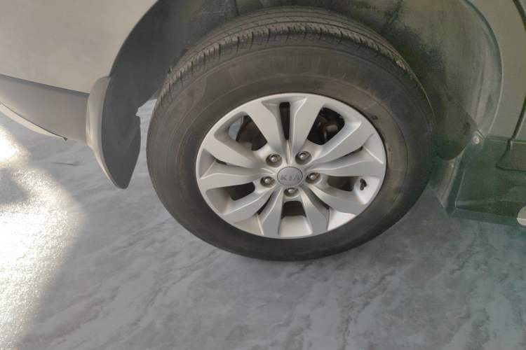 Used Kia Sportage 2013 2.0L Manual Two-Wheel Drive GL Trim